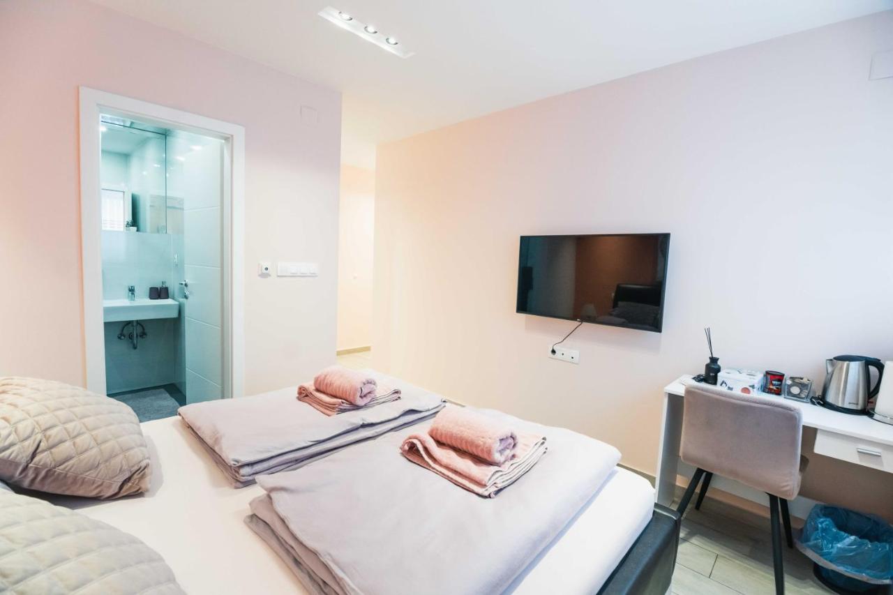 The Place Apartments Hebrangova Zagreb Dış mekan fotoğraf